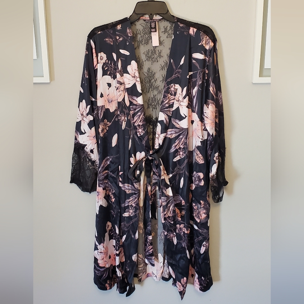 NEW Victoria's Secret Black and Pink Lace Trim Robe